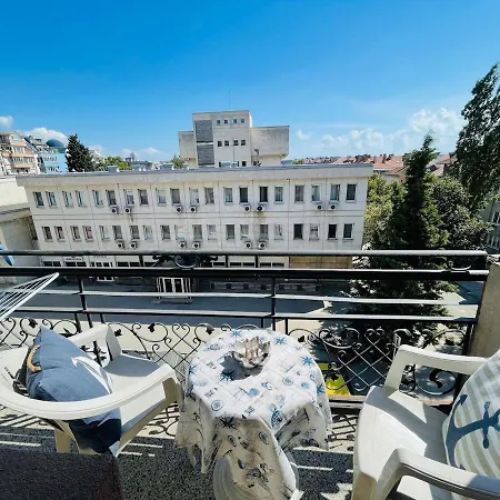 Luxury In The Heart Of *